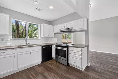 1808 Presidio Street, Friendswood, TX 77546 - Photo 9