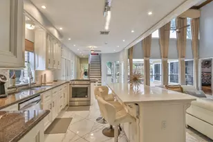 11926 Carriage Hill Dr, Houston, TX 77077 - Photo 11