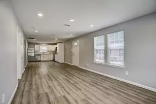 3801 Broyles St, Houston, TX 77026 - Photo 3