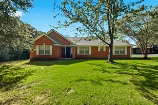 457 Shady Creek Dr, Bryan, TX 77808 - Photo 3