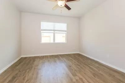 15647 Plum Brook Drive, Conroe, TX 77303 - Photo 9