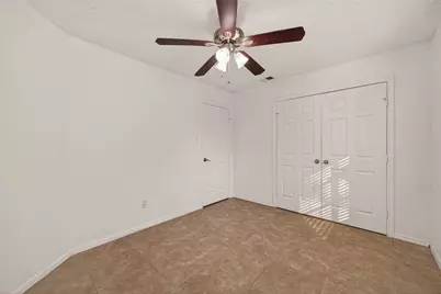 11911 Green Glade Drive, Houston, TX 77099 - Photo 27