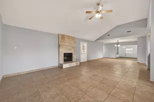 11911 Green Glade Dr, Houston, TX 77099 - Photo 7