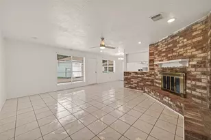 9422 Kristin Dr, Houston, TX 77031 - Photo 17