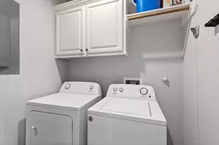 413 Jeanie Lynne Circle, Tiki Island, TX 77554 - Photo 19