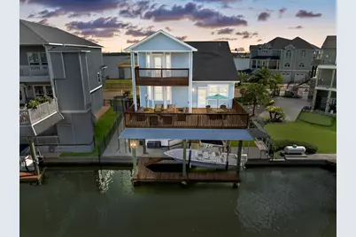 413 Jeanie Lynne Circle, Tiki Island, TX 77554 - Photo 1