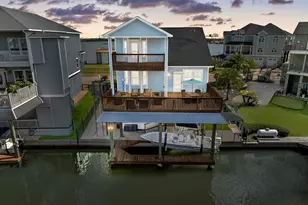 413 Jeanie Lynne Circle, Tiki Island, TX 77554 - Photo 1