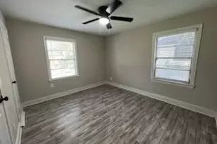 5655 Belneath St, Houston, TX 77033 - Photo 13