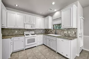 130 April Cove, Conroe, TX 77356 - Photo 13