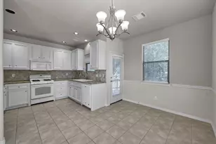 130 April Cove, Conroe, TX 77356 - Photo 9