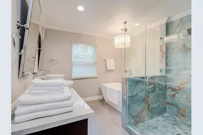 5902 Hummingbird Street, Houston, TX 77096 - Photo 15