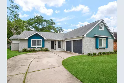 5902 Hummingbird Street, Houston, TX 77096 - Photo 1