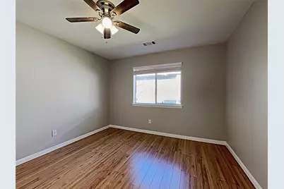 85 Summer Lark Place, The Woodlands, TX 77382 - Photo 3