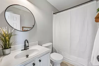 1020 Jefferson Street, Alvin, TX 77511 - Photo 21