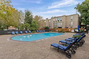 4627 Wild Indigo St, Houston, TX 77027 - Photo 7