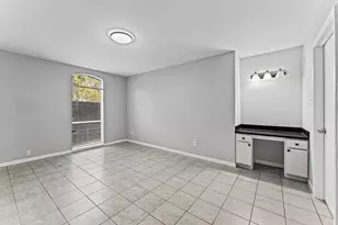 4627 Wild Indigo St, Houston, TX 77027 - Photo 15