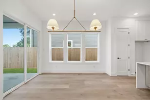 2036 Thonig Rd, Houston, TX 77055 - Photo 15