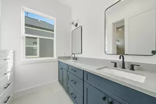 2036 Thonig Rd, Houston, TX 77055 - Photo 29