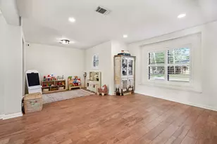 3037 Longwood Ln, Dickinson, TX 77539 - Photo 3