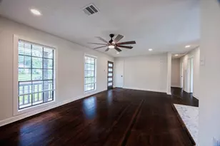 5618 Southbrook St, Houston, TX 77033 - Photo 7