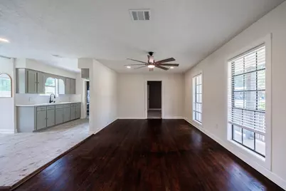 5618 Southbrook Street, Houston, TX 77033 - Photo 17