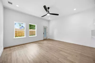 5302 San Juan Street #A/B, Houston, TX 77020 - Photo 7