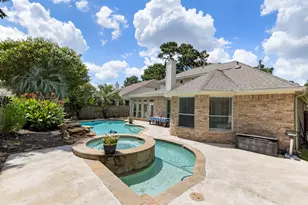 10211 Russet Field Ct, Houston, TX 77070 - Photo 47