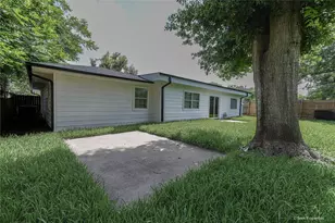7942 Hammerly Blvd, Houston, TX 77055 - Photo 19