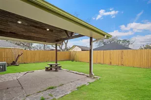 13639 Tanvern Ln, Houston, TX 77014 - Photo 17