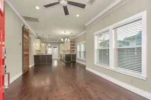 318 Ennis St, Houston, TX 77003 - Photo 3