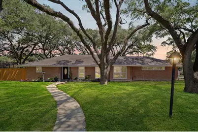 7702 Nairn Street, Houston, TX 77074 - Photo 1