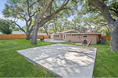 7702 Nairn Street, Houston, TX 77074 - Photo 39