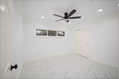 7702 Nairn Street, Houston, TX 77074 - Photo 37