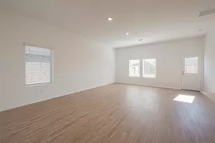 27123 Breakaway Ln, Katy, TX 77493 - Photo 5