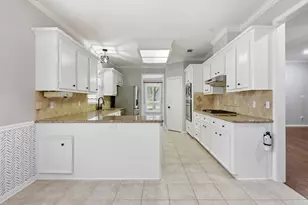 814 Royal Adelade Dr, College Station, TX 77845 - Photo 13
