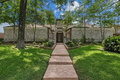 10007 Cedar Creek Drive, Houston, TX 77042 - Photo 1