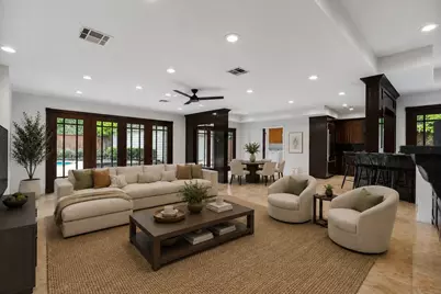 10007 Cedar Creek Drive, Houston, TX 77042 - Photo 9