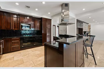 10007 Cedar Creek Drive, Houston, TX 77042 - Photo 15
