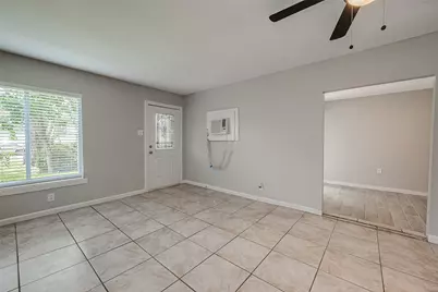 7621 Sundown Drive, Houston, TX 77028 - Photo 19