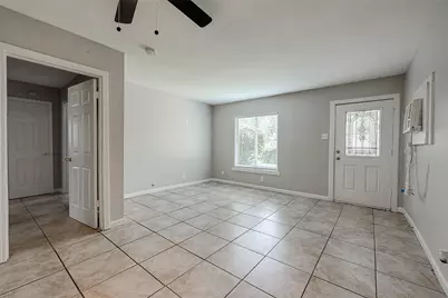 7621 Sundown Drive, Houston, TX 77028 - Photo 7