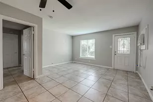 7621 Sundown Dr, Houston, TX 77028 - Photo 7