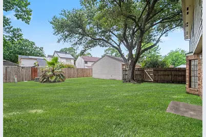 8311 Lime Springs Drive, Houston, TX 77095 - Photo 43