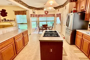 2119 Stoneycreek Park, Conroe, TX 77385 - Photo 11