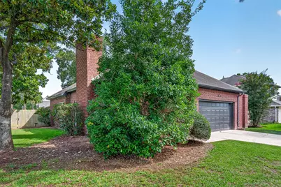 1522 New Cedars Drive, Houston, TX 77062 - Photo 15