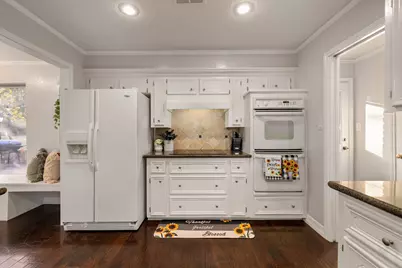 522 River Plantation Drive, Conroe, TX 77302 - Photo 9