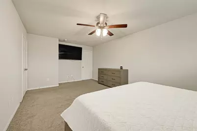 6520 Gillock Meadow Lane, Houston, TX 77048 - Photo 17