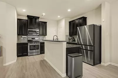 6520 Gillock Meadow Lane, Houston, TX 77048 - Photo 9