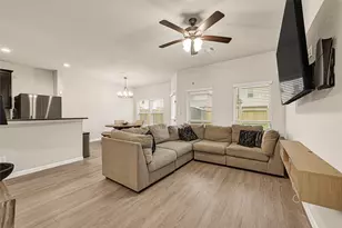 6520 Gillock Mdw Ln, Houston, TX 77048 - Photo 5