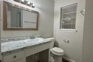 1205 Kansas Ave S, Anahuac, TX 77514 - Photo 9
