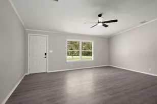 285 County Rd 388, Cleveland, TX 77328 - Photo 7